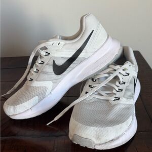 Nike Run Swift 3 Men’s 9.5 Wide